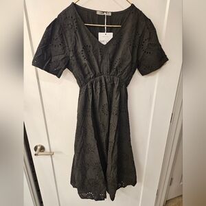 NWT - Italy Cotton Valentina Naldi Embroidered Eyelet Midi Dress - Size L